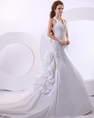 セクシー 深いV ハルター ネック 結婚服 長い尾 婚装